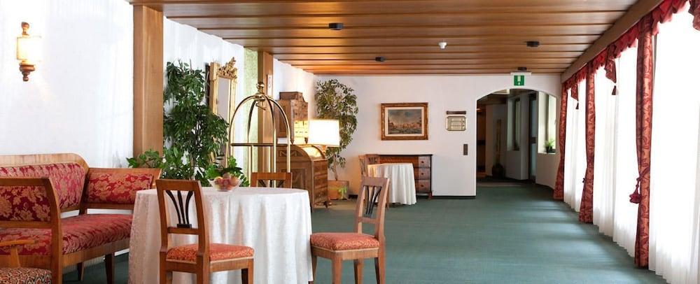 Hotel Gruener Baum Bressanone Esterno foto