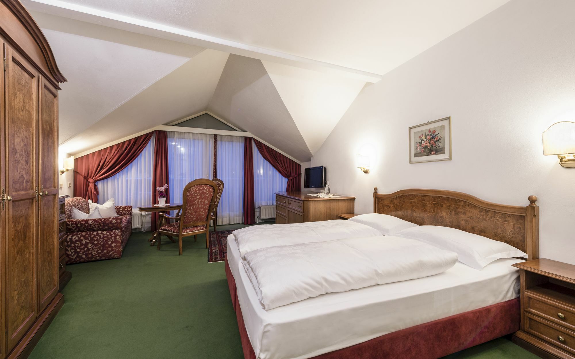 Hotel Gruener Baum Bressanone Esterno foto