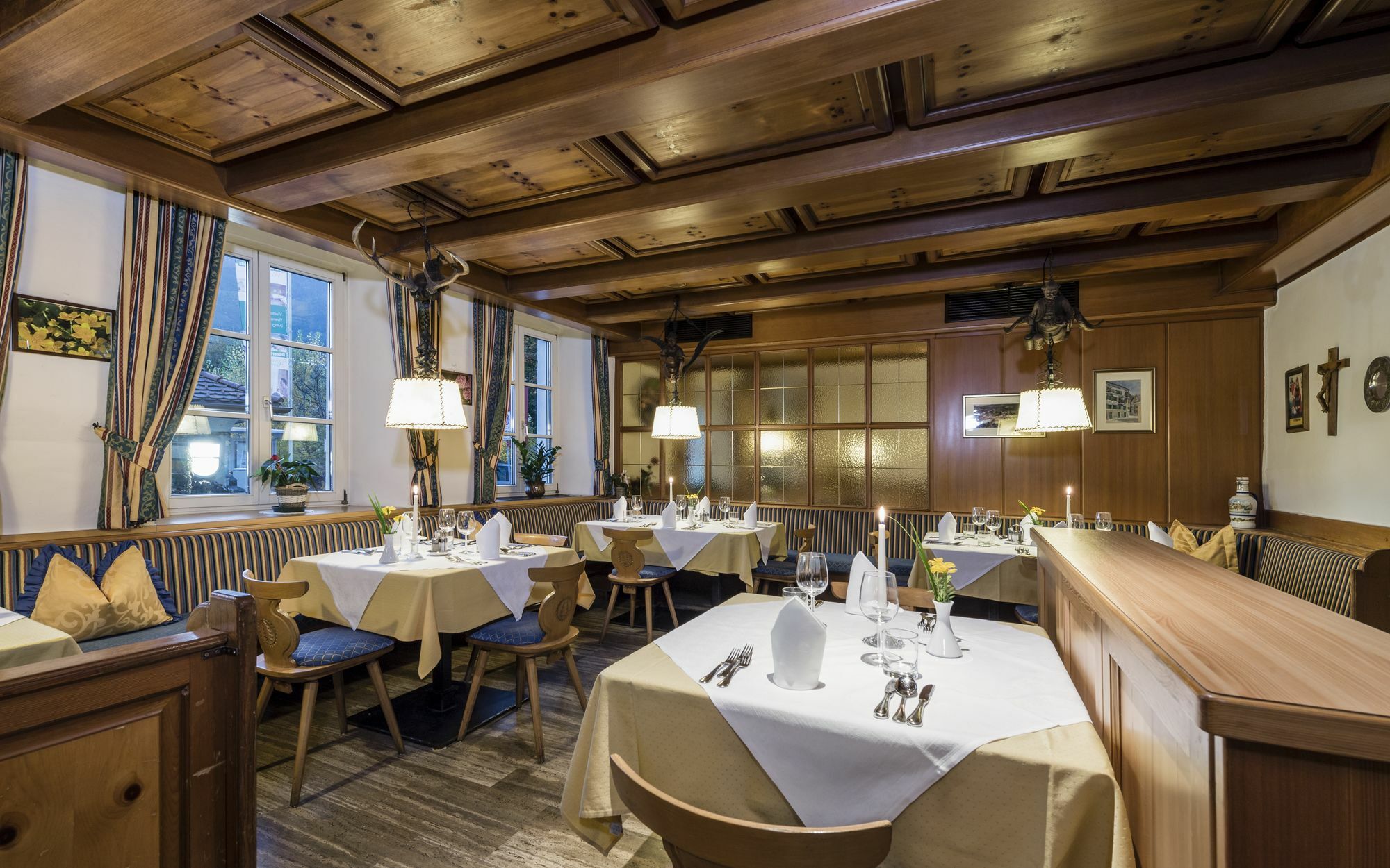 Hotel Gruener Baum Bressanone Esterno foto